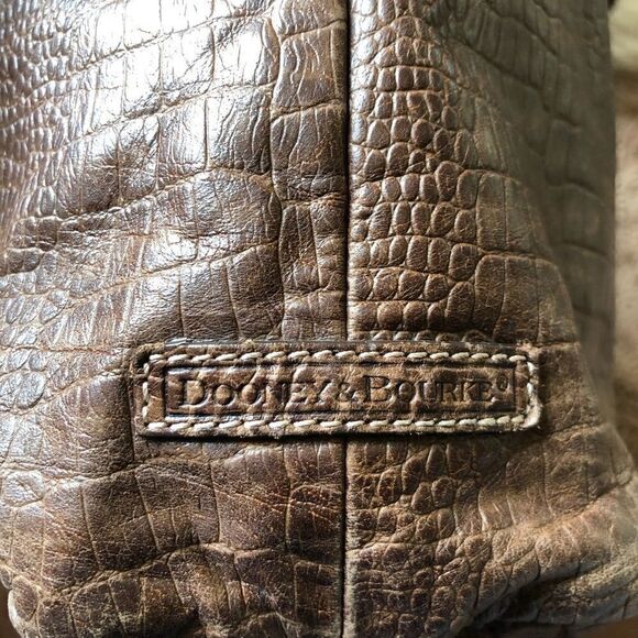 Dooney & Bourke brown embrossed shoulder b… - Picture 12 of 16